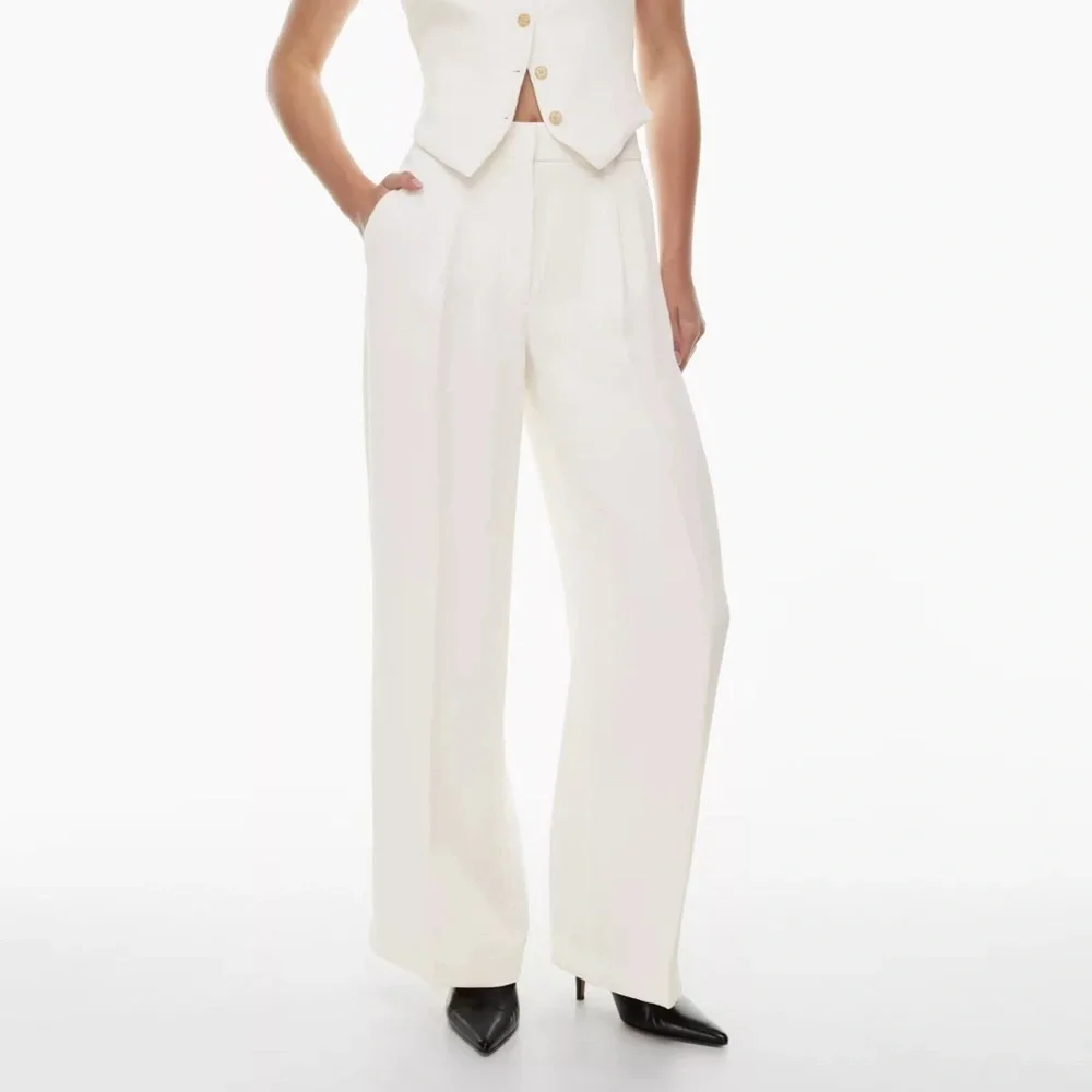 Aritzia Wilfred Effortless Pant